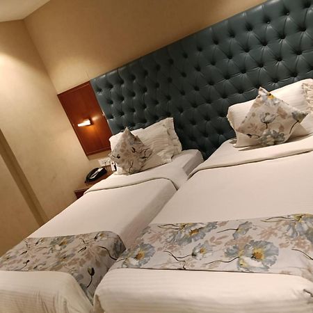 Sk Lords Inn Ahmedabad Exterior photo