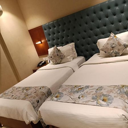 Sk Lords Inn Ahmedabad Exterior photo