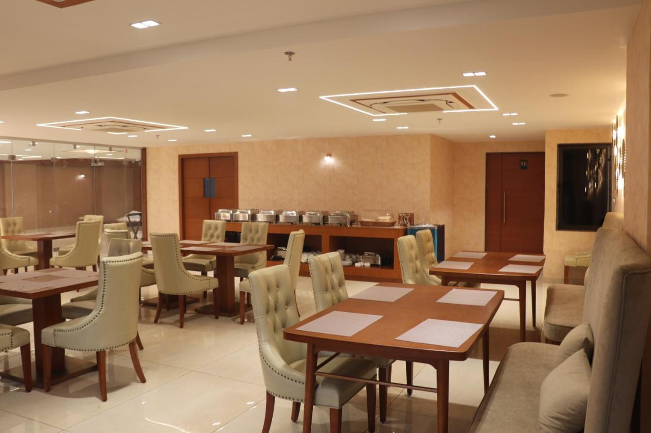 Sk Lords Inn Ahmedabad Exterior photo