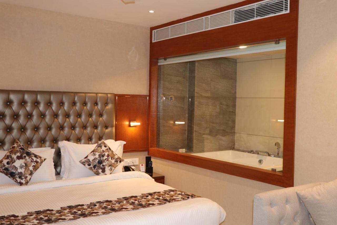 Sk Lords Inn Ahmedabad Exterior photo
