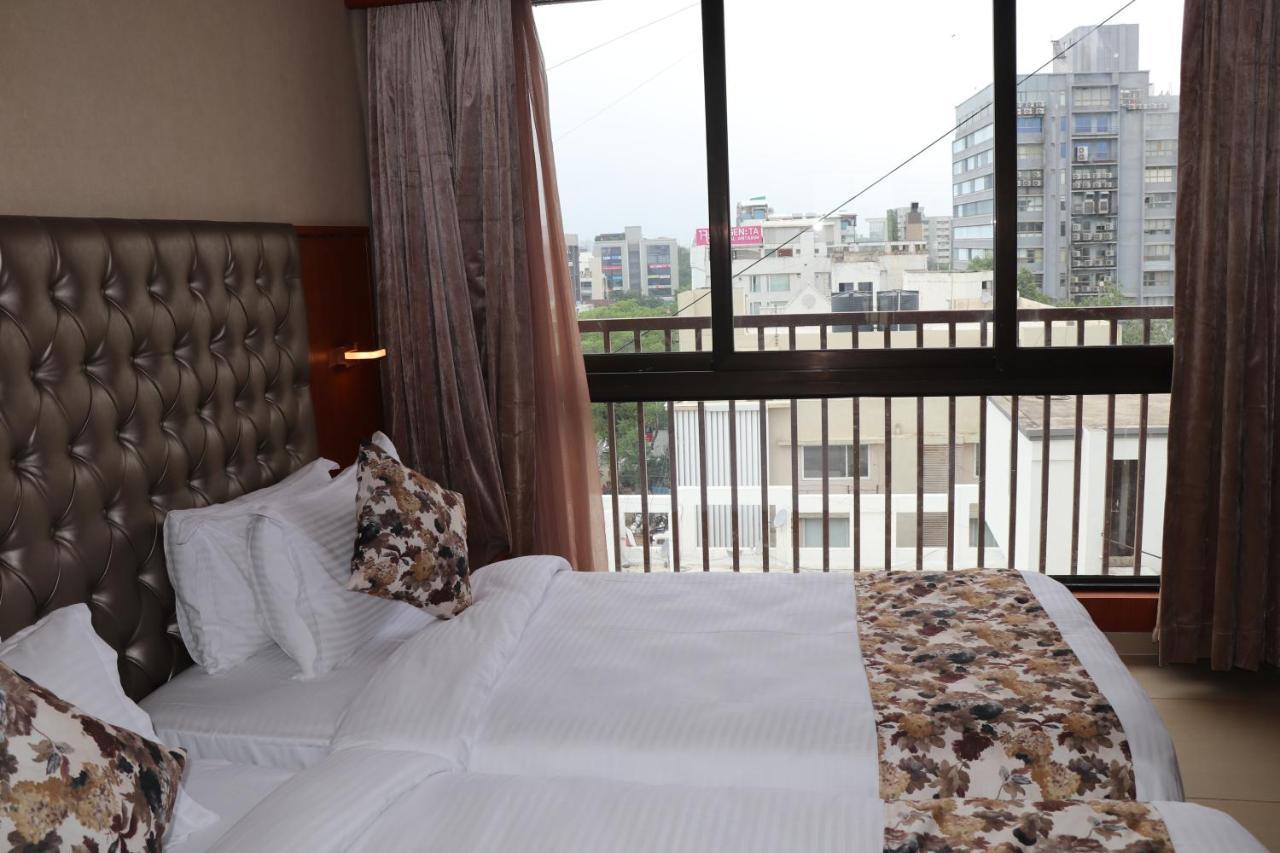 Sk Lords Inn Ahmedabad Exterior photo