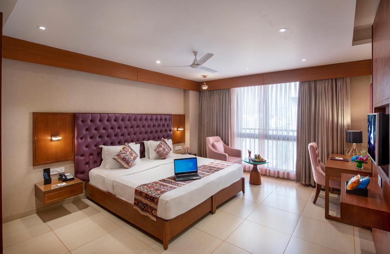 Sk Lords Inn Ahmedabad Exterior photo