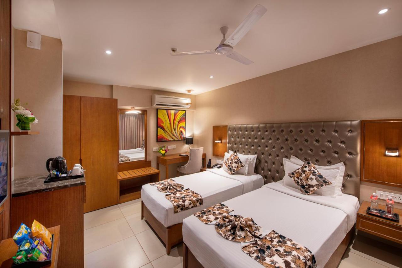 Sk Lords Inn Ahmedabad Exterior photo