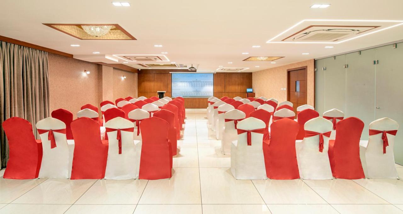 Sk Lords Inn Ahmedabad Exterior photo